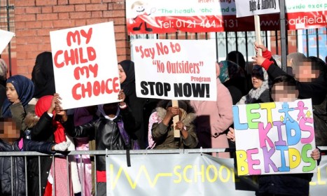 no-outsiders-protest