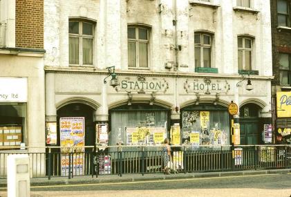 station-hotel-richmond-terence-nunn